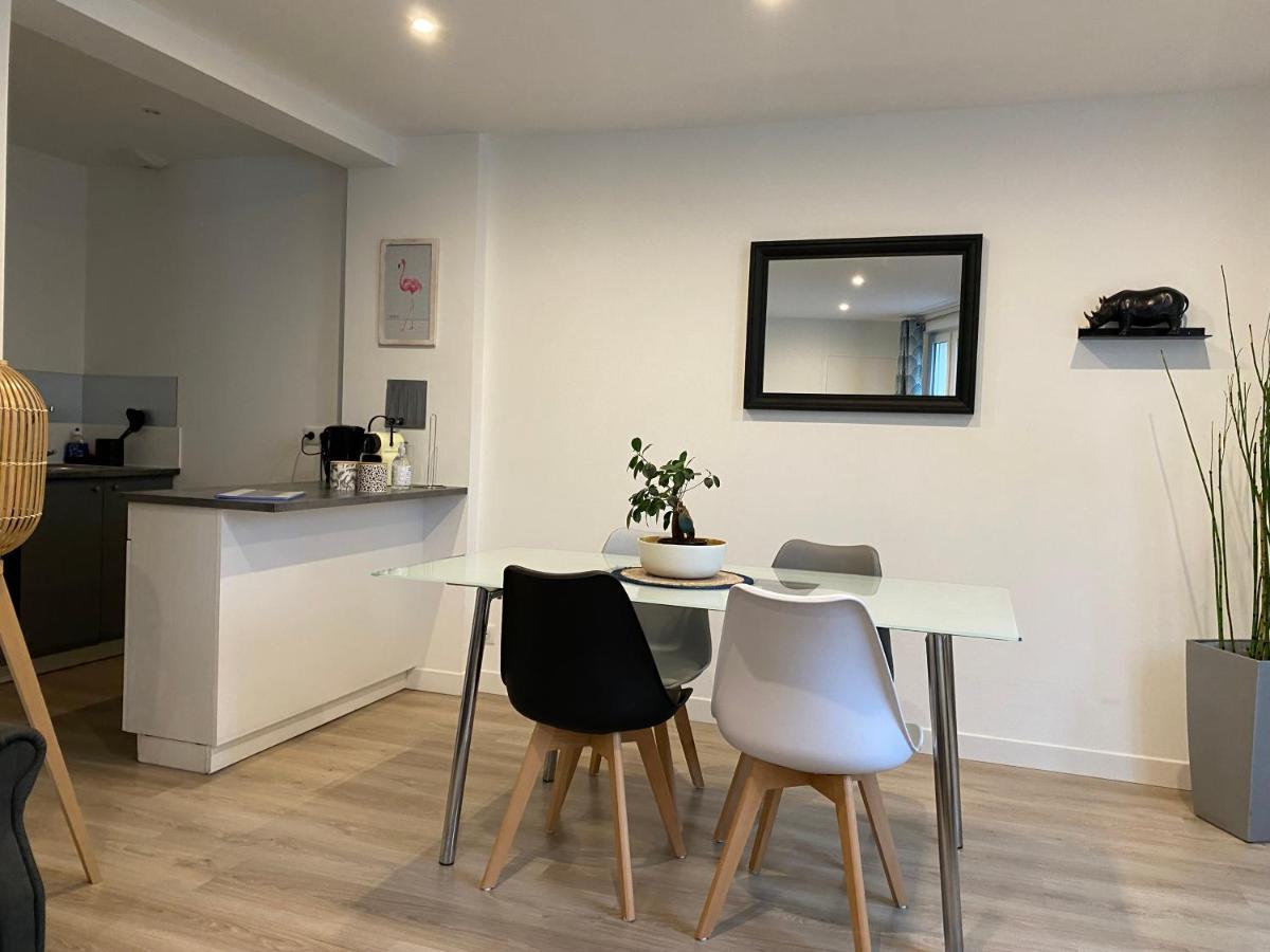 Appartement Cholet Les Halles Cote Jardin エクステリア 写真