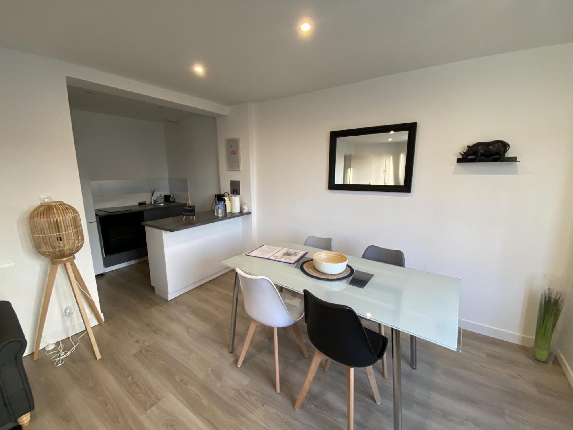 Appartement Cholet Les Halles Cote Jardin エクステリア 写真