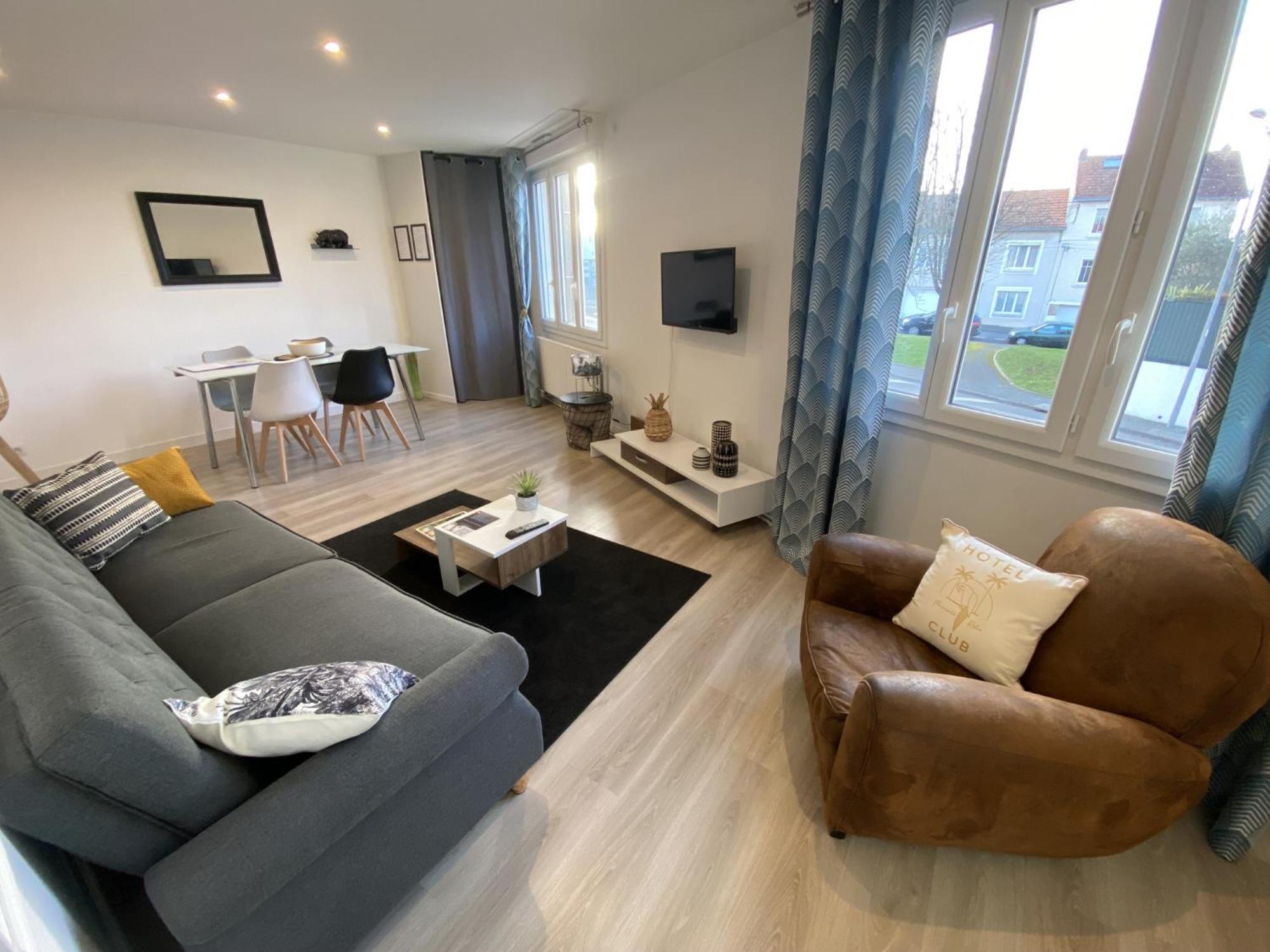Appartement Cholet Les Halles Cote Jardin エクステリア 写真